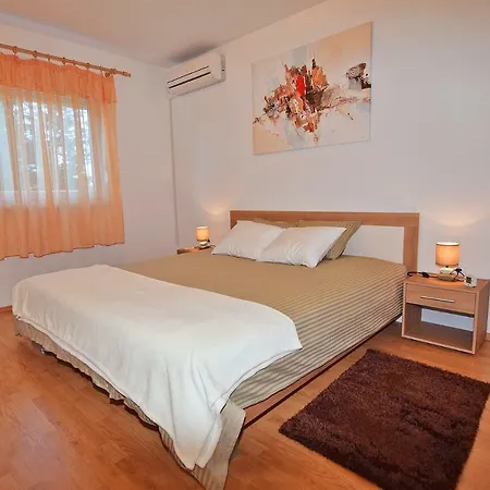 Apartamento Tea Štinjan
