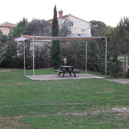 Tea Štinjan